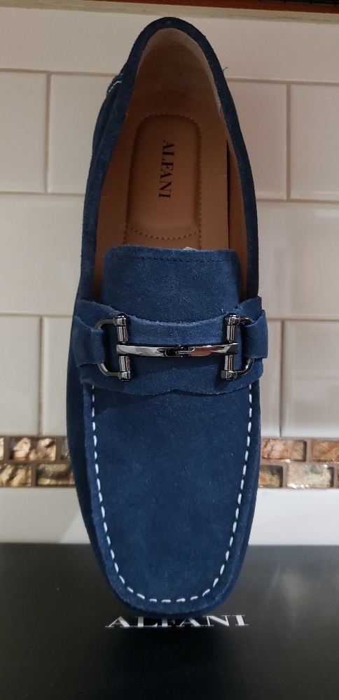 Shoe - Picture 3 of 6